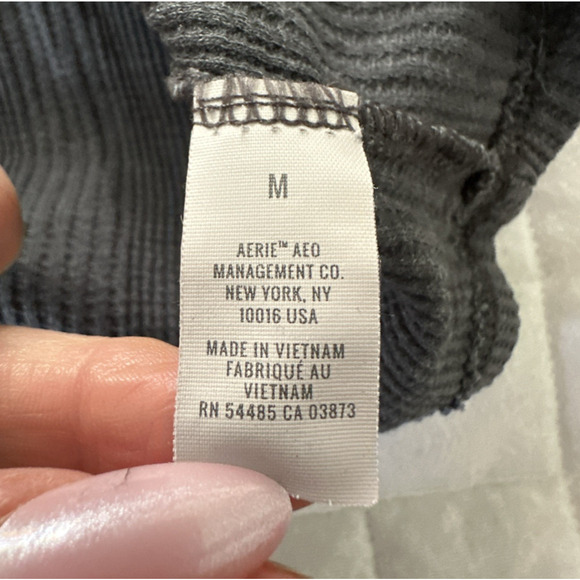 AERIE Henley Shirt Womens Medium Gray Waffle Weave Casual Retro Y2K Grunge - Picture 5 of 8